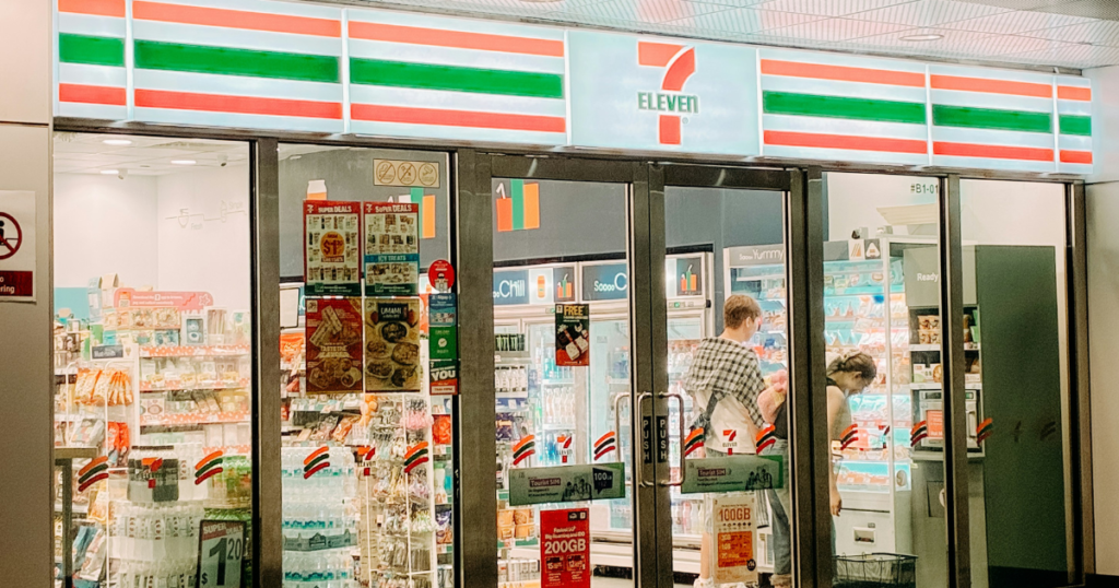 セブンイレブンの店舗写真