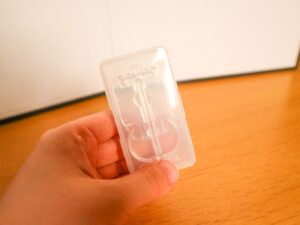 画像イメージ：専用ケースにスタンドを収納した写真
